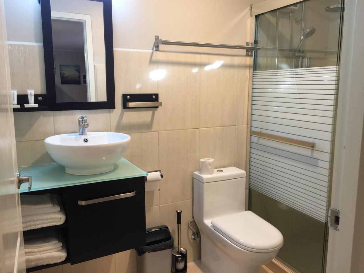 The Pier Beach Inn & Suites 빌렘스타트 외부 사진