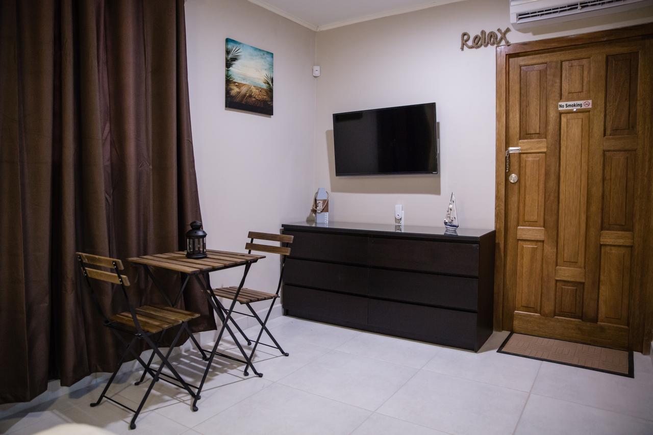 The Pier Beach Inn & Suites 빌렘스타트 외부 사진