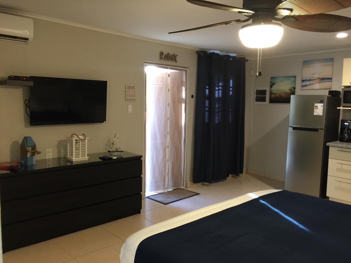 The Pier Beach Inn & Suites 빌렘스타트 외부 사진