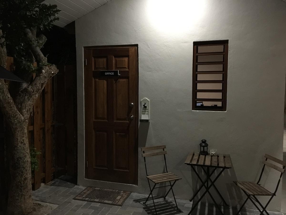The Pier Beach Inn & Suites 빌렘스타트 외부 사진